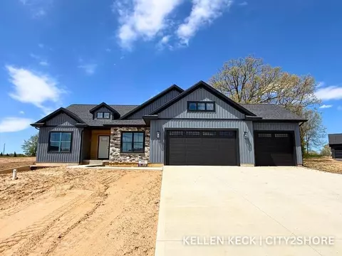 11339 Bancroft, Alto, MI 49302