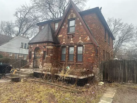15875 Strathmoor, Detroit, MI 48227