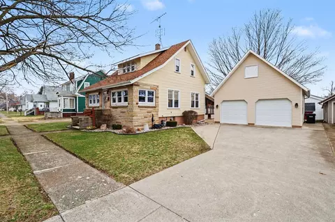 220 N Douglas, Bronson, MI 49028 photo 2