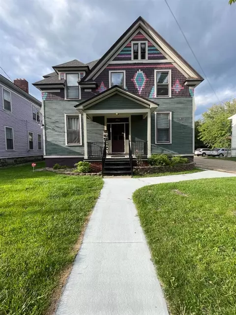 830 W Main, Kalamazoo, MI 49006