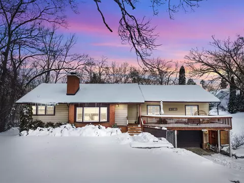 6928 Scotch Lk, West Bloomfield, MI 48324