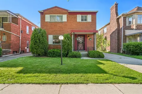 4052 W Buena Vis, Detroit, MI 48238