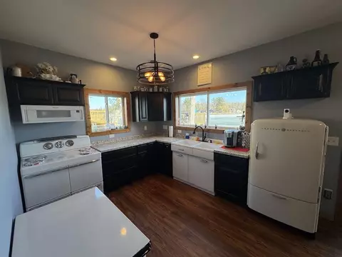 Kitchen - 3382 Pinecrest, Gladwin, MI 48624 photo 5 of 6