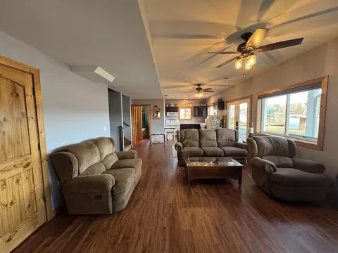 Living - 3382 Pinecrest, Gladwin, MI 48624 photo 2 of 3