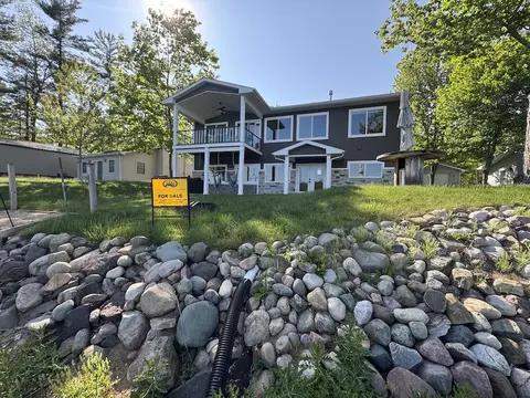 Exterior - 3382 Pinecrest, Gladwin, MI 48624 photo 10 of 12