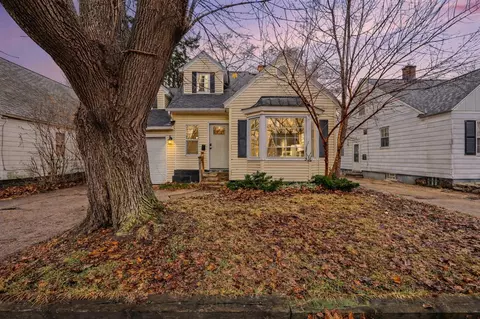 1945 Galewood, Wyoming, MI 49509