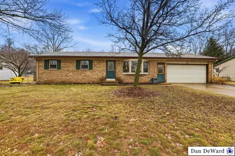 3421 Las Vegas, Belmont, MI 49306