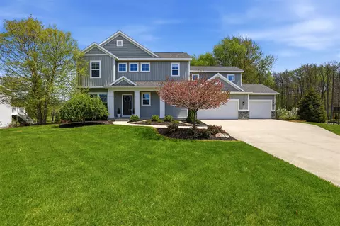 6342 Eaglewood, Hudsonville, MI 49426