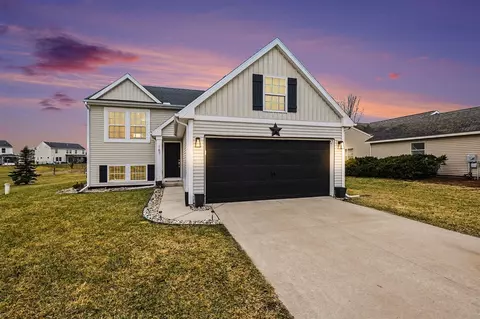 187 Sweet Mdw, Kent City, MI 49330