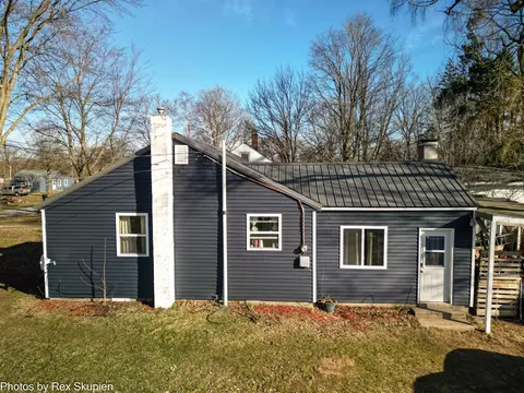 22 N Greenback, Hesperia, MI 49421