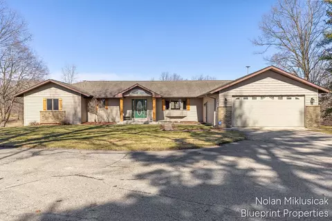 15342 W Almy, Howard City, MI 49329