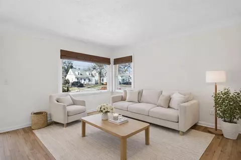 Living - 3465 Byrd, Dearborn, MI 48124 photo 4 of 7