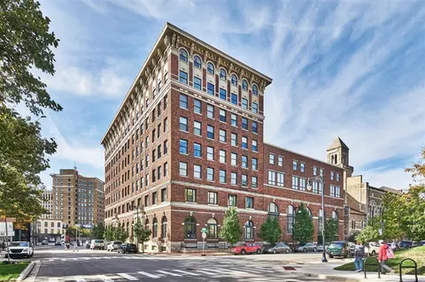 27 Library #803, Grand Rapids, MI 49503