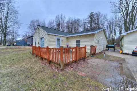 1362 W Mcmillan, Muskegon, MI 49445