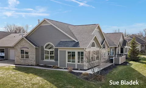 1210 Waterwalk, Holland, MI 49423