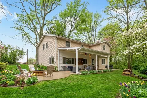 723 Arbor, South Haven, MI 49090