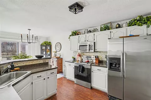 4404 Willow Vw, Howell, MI 48843