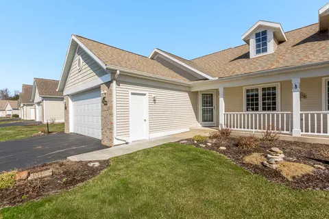 8905 N Clearwater, Zeeland, MI 49464