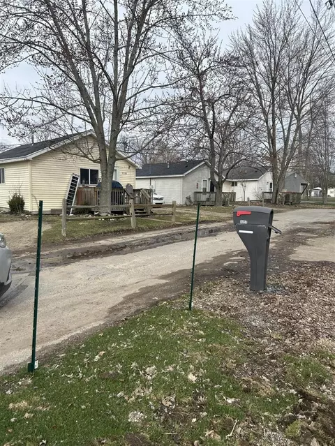 3078 Sandy Bch #4, Wayland, MI 49348