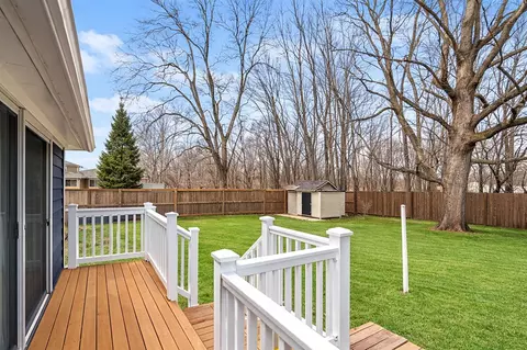 Exterior - 320 S Sunset, Plainwell, MI 49080 photo 2 of 2