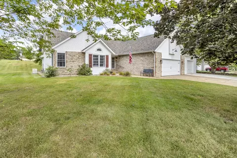 2018 W Coachlight, Jackson, MI 49201