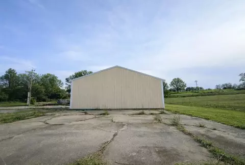 15774 Townline, Buchanan, MI 49107 photo 3