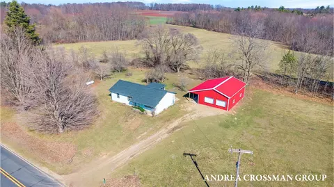 2027 64th, Fennville, MI 49408