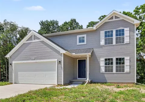 1005 Cedarwood, Greenville, MI 48838