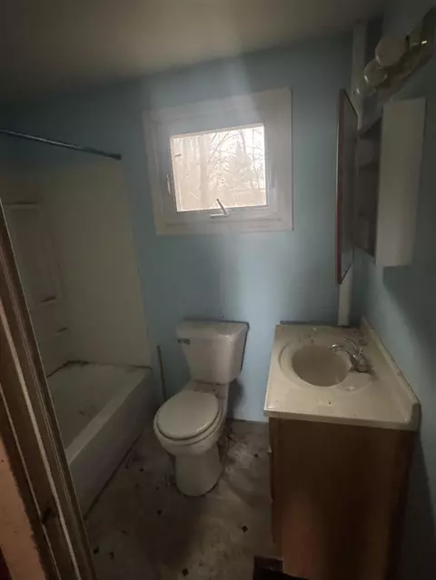Bath - 331 S Main, Bellevue, MI 49021 photo 1 of 1