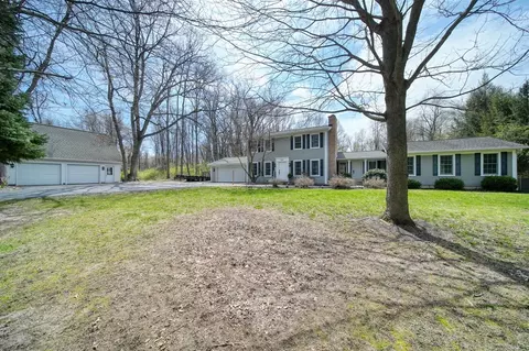 5427 Vrooman, Jackson, MI 49201
