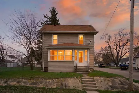 Exterior - 406 E Mcdevitt, Jackson, MI 49203 photo 2 of 10