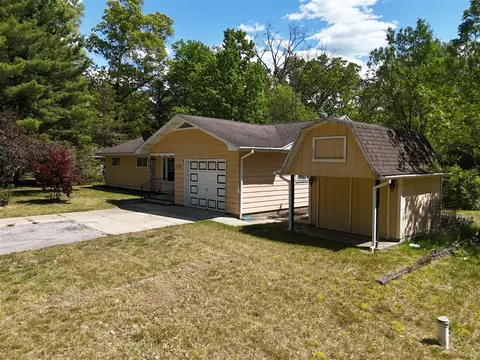 Exterior - 14099 Studebaker, Brethren, MI 49619 photo 5 of 13
