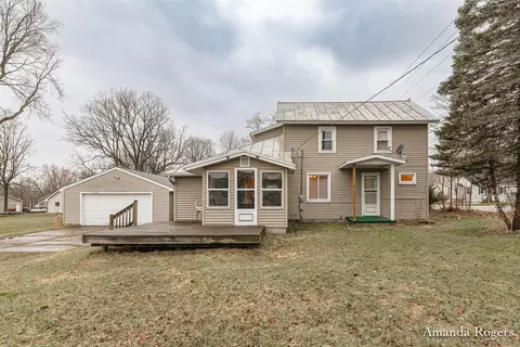 Exterior - 926 E Main, Lowell, MI 49331 photo 6 of 6