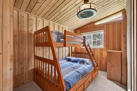 Bedroom - 11974 Bradley, Jerome, MI 49249 photo 3 of 4