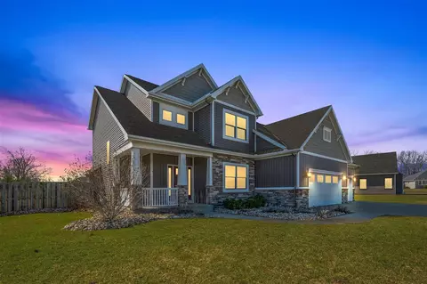 1835 Fox Pr, Saint Joseph, MI 49085