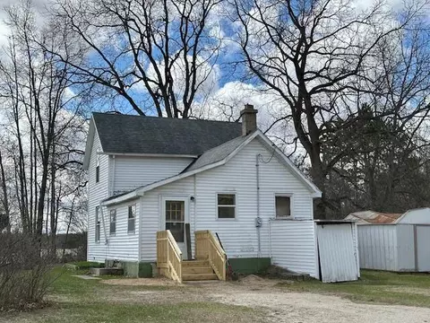 3593 S Maple Is, Hesperia, MI 49421