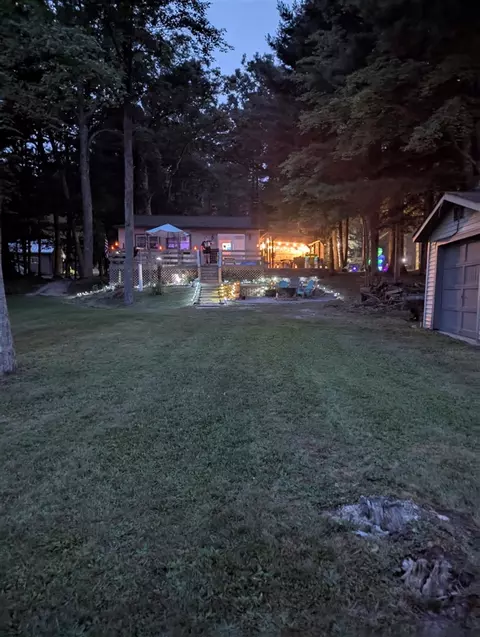 12504 N Woodbridge, Bitely, MI 49309