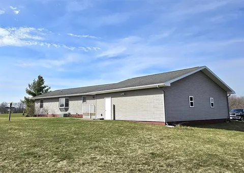 1001 Rierson, Bronson, MI 49028 photo 2