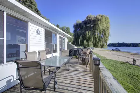 2761 N Johnson, Trufant, MI 49347