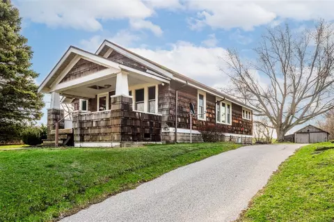 1294 W Glendora, Buchanan, MI 49107