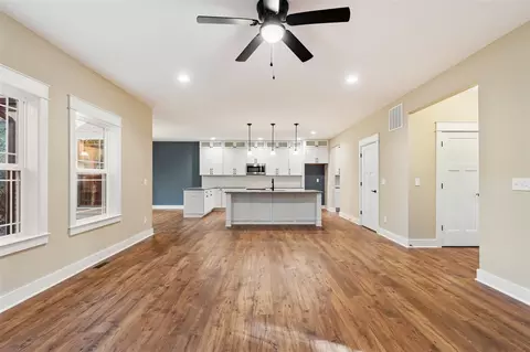 Living - 0 Silkworth, Jackson, MI 49201 photo 6 of 8