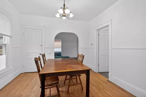 Dining - 609 Webb, Jackson, MI 49202 photo 3 of 4