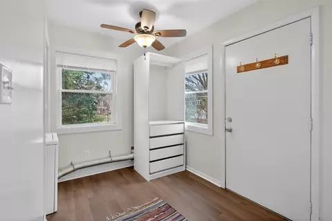 Entry Way - 609 Webb, Jackson, MI 49202 photo 1 of 1