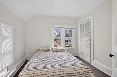 Bedroom - 609 Webb, Jackson, MI 49202 photo 8 of 9