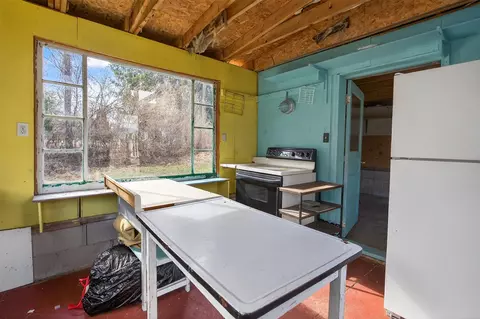 Kitchen - 6246 S Brooklyn, Jackson, MI 49201 photo 6 of 6
