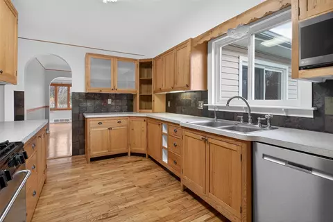 Kitchen - 6246 S Brooklyn, Jackson, MI 49201 photo 3 of 6