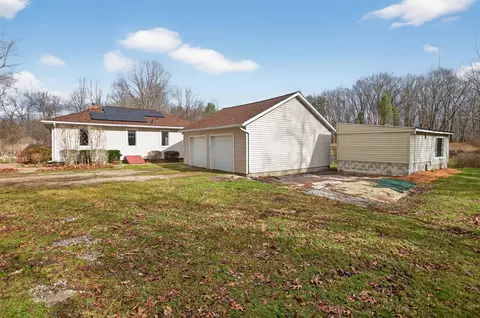 Exterior - 6246 S Brooklyn, Jackson, MI 49201 photo 4 of 17