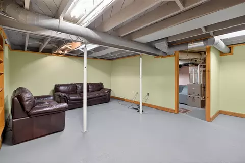 Living - 6246 S Brooklyn, Jackson, MI 49201 photo 5 of 5