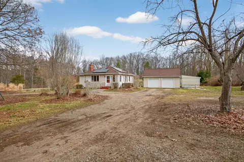 Exterior - 6246 S Brooklyn, Jackson, MI 49201 photo 8 of 17