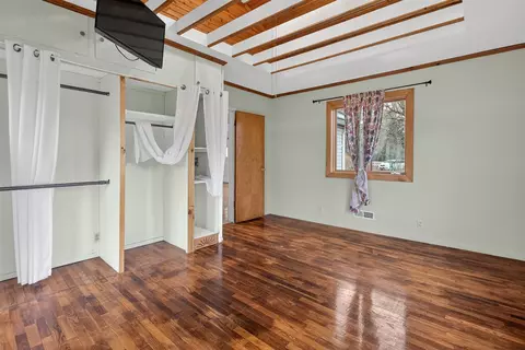 Bedroom - 6246 S Brooklyn, Jackson, MI 49201 photo 2 of 9
